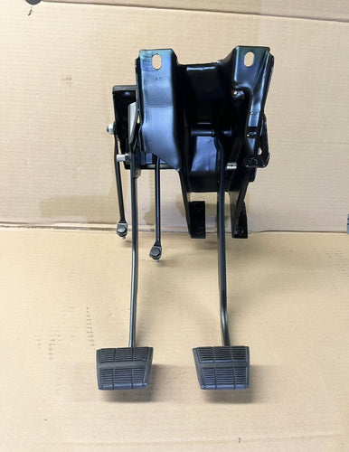 Original GM 1985-87 Chevy Truck Hydraulic Clutch Brake Pedals Restored 85 86 C10