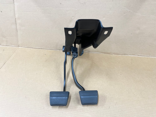 1969 Camaro original GM 4spd clutch and brake pedals restored 69 Z28 Yenko sYc