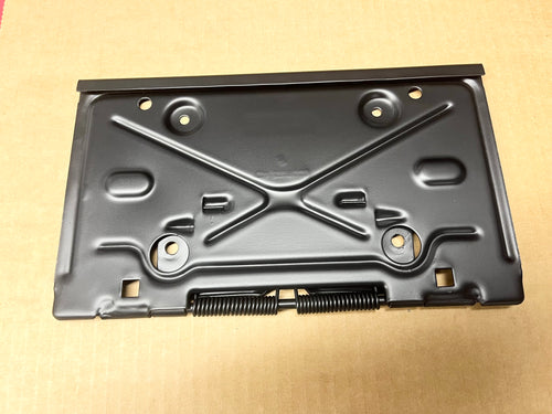 Restored GM 3913608 license plate frame hinge bracket assembly