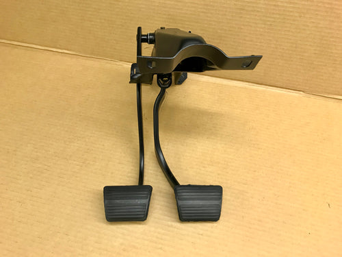 1967/68 Camaro original GM 4spd clutch and brake pedals restored 67 1968 Z28 Yenko sYc