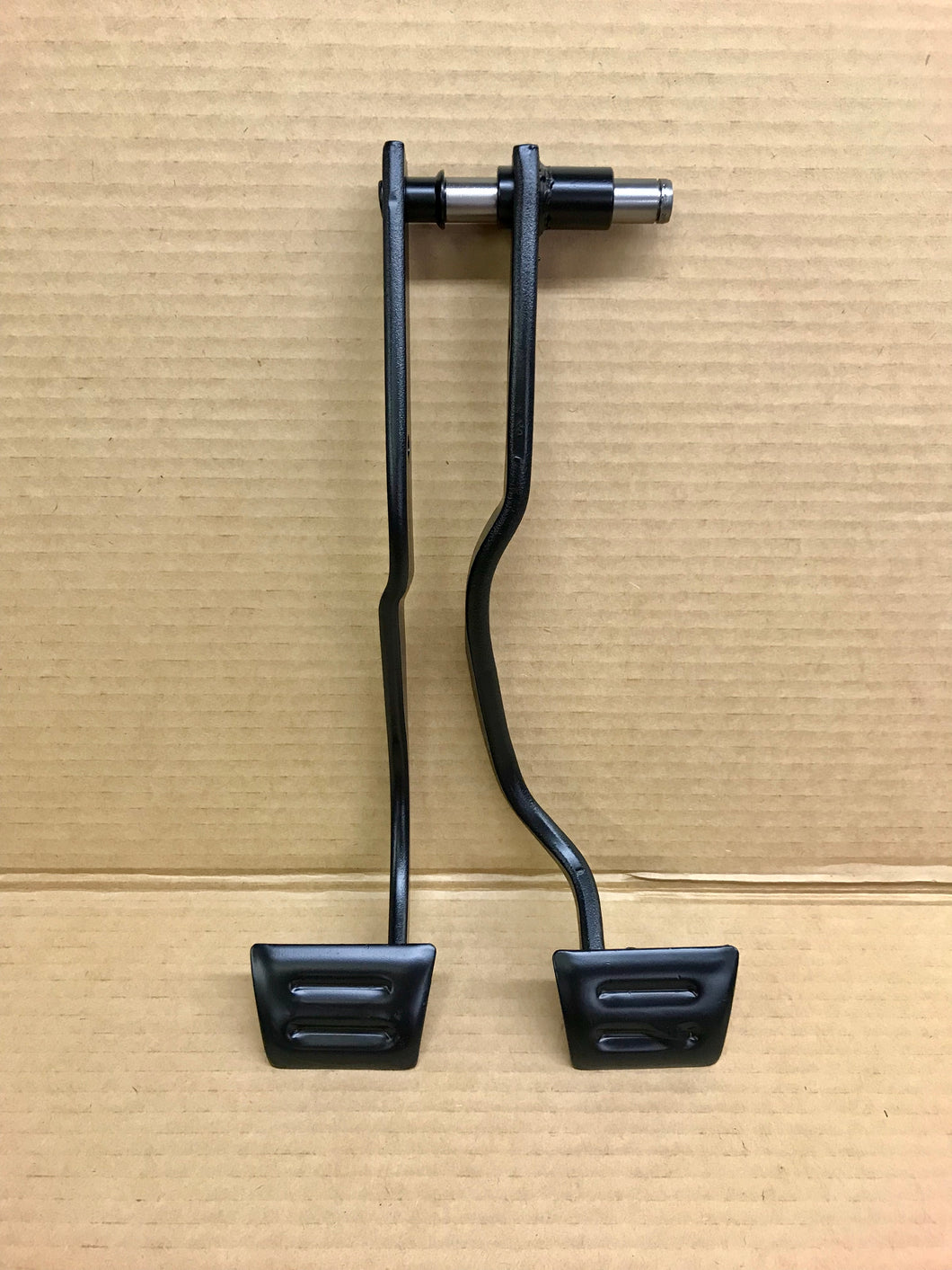 1967 68 Camaro original GM 4spd clutch and brake pedals restored